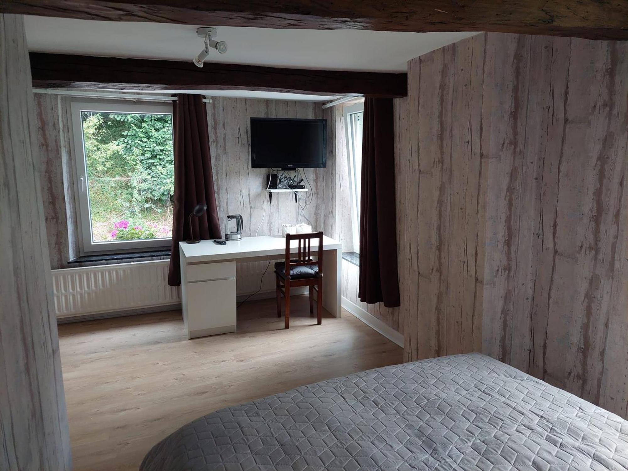 Au Doux Chardon Bed and Breakfast Durbuy Exteriör bild